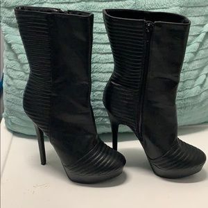 Womens Size 9 Heeled Boots